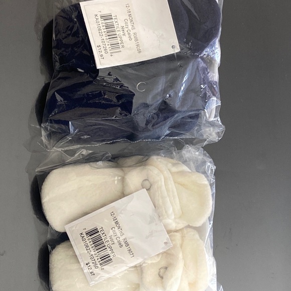 RO AND ME BY ROBEEZ Cozy Caleb Crib Baby Sneaker Bootie Navy + Ivory 12-18 Month - Picture 8 of 13